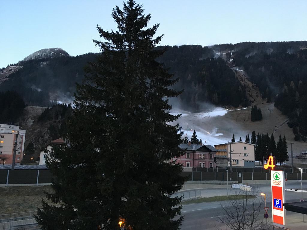 Hotel Lindenhof Bad Gastein Bagian luar foto